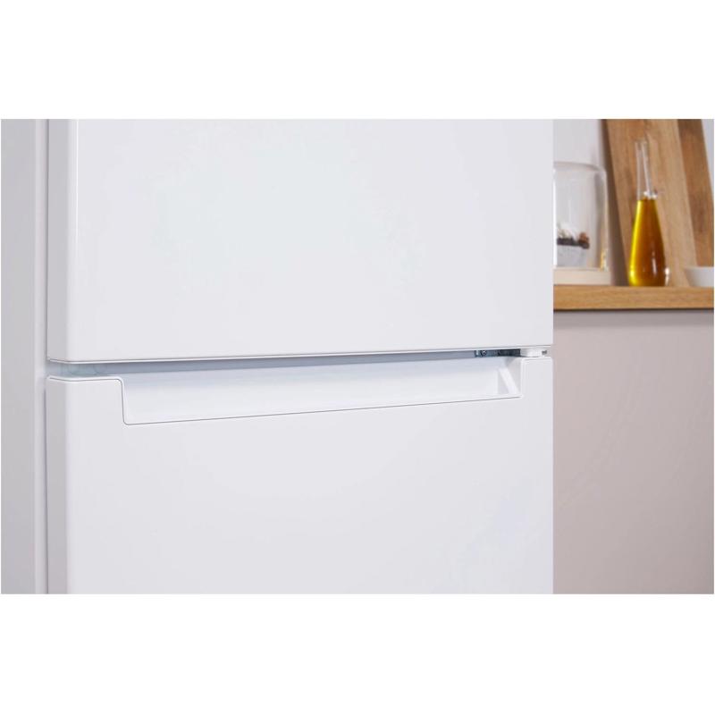 Indesit 869892300040